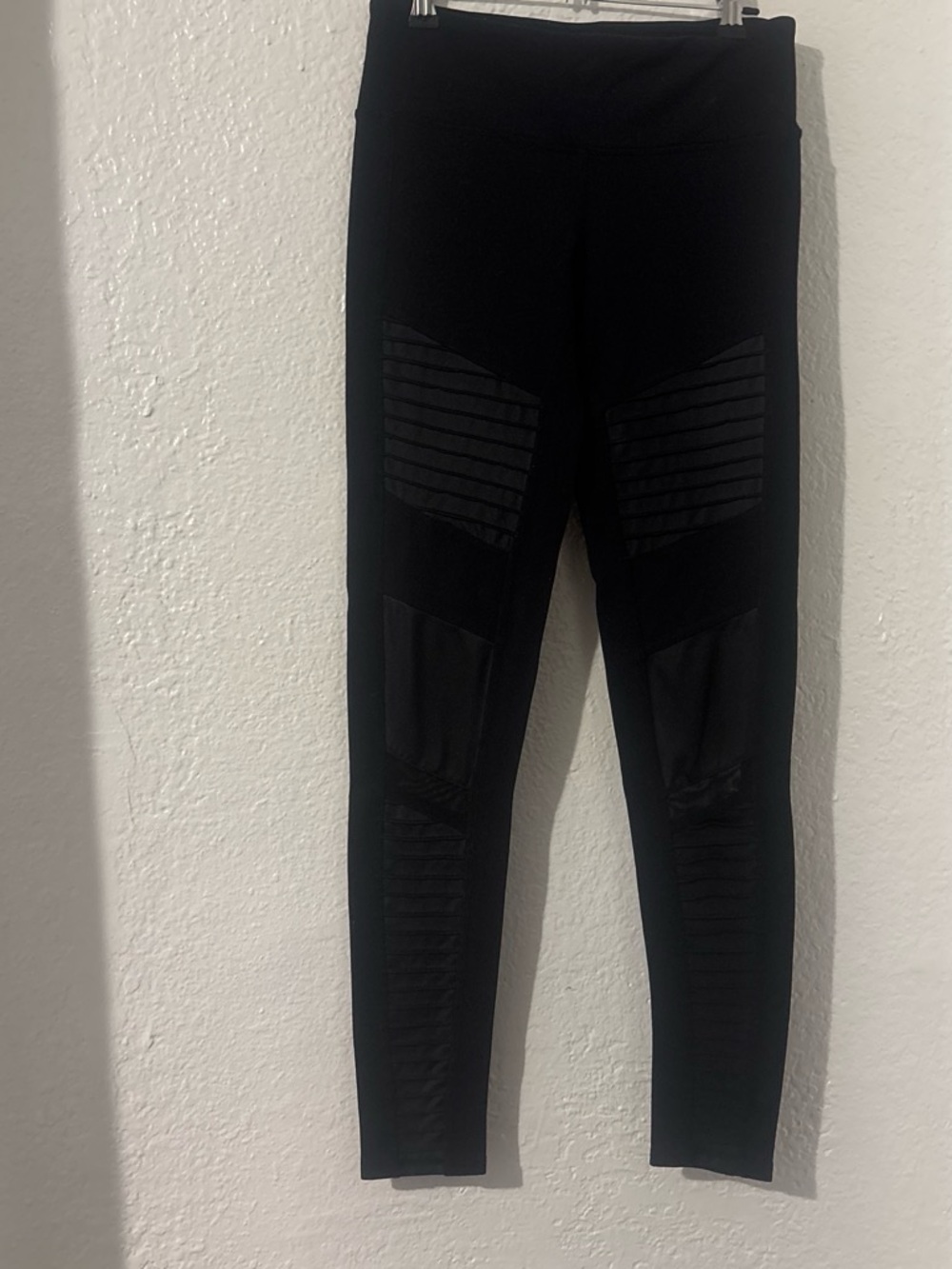 Alo Black Moto-Style Active Leggings